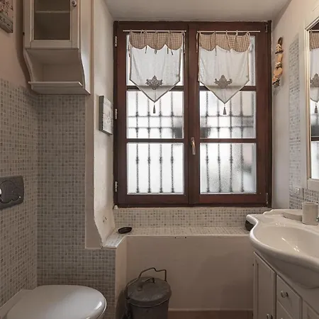 Casa Al Di In Riva Tatil Evi